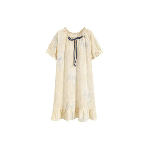 Floating Light Islands Ночная сорочка Женская