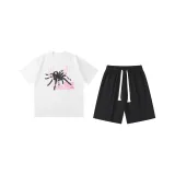 Белый топ + черные шорты