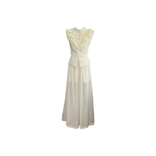 SKYA Женские Комплекты с юбкой