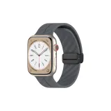 Серый, магнитная застежка, углеродное волокно, узор Groove, стиль позиционирования.