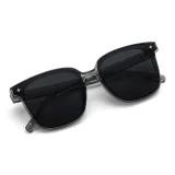 Прозрачно-серый