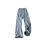 Светло-голубой