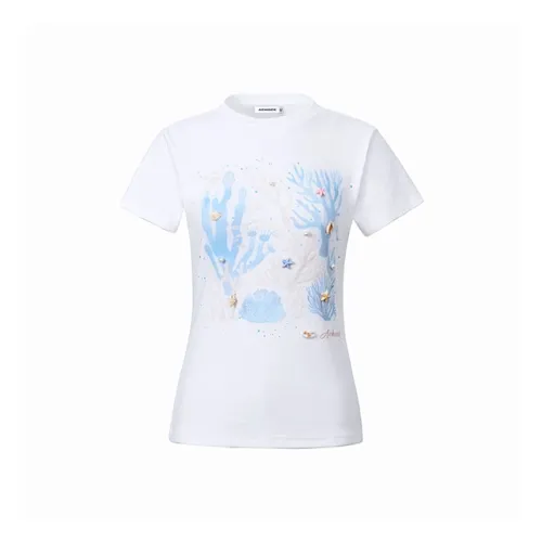 A Chock Белый Женские T-рубашки