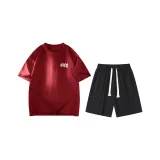 Бордовый (Бордовый топ + черные шорты)