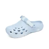 Светло-голубой