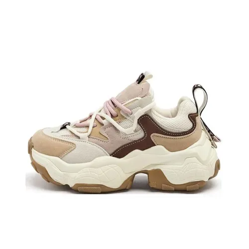 A Poinsettia Princess Женские массивные кроссовки