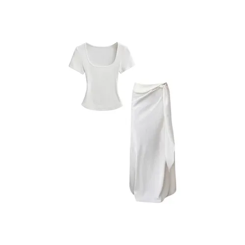 SCCREBEL OFFICIAL Комплект с юбкой Женские