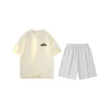 Абрикосовый топ + серые шорты