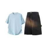 Синяя футболка + черные штаны