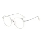 Светло-желтый