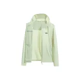 Светло-зеленый