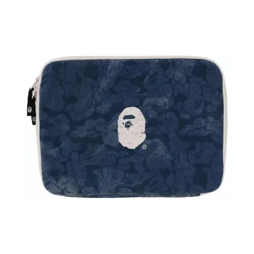 A BATHING APE Кошельки Свет Индиго Мужской