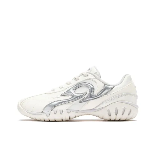 ANTA SNEAKERVERSE Повседневный Низкий Топ Айвори Белый Женский