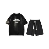 Чёрный топ + чёрные шорты