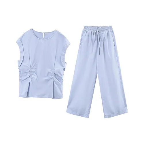 A paradise for awakening Повседневный костюм женский