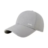 Светлый облачно-серый