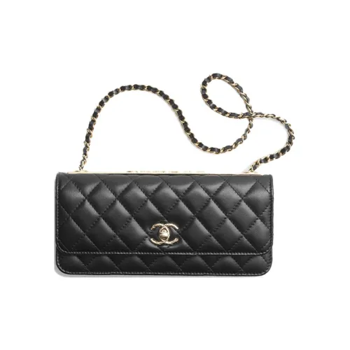 CHANEL Сумки через плечо Женские
