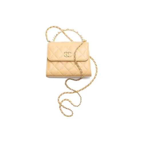 CHANEL Сумки через плечо Женские