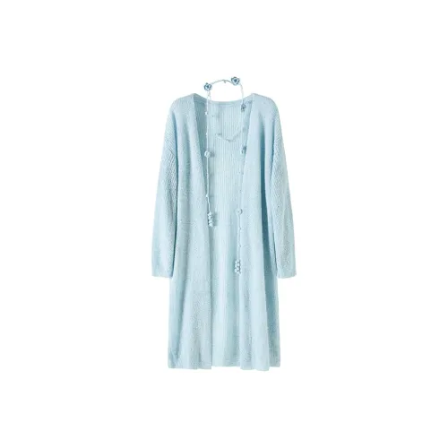 Женский трикотаж Accommodation BOOK