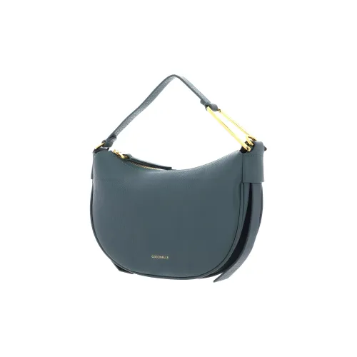 COCCINELLE GRAIN LEATHER Сумка через плечо среднего размера Женская Yuri Капустно-зеленый