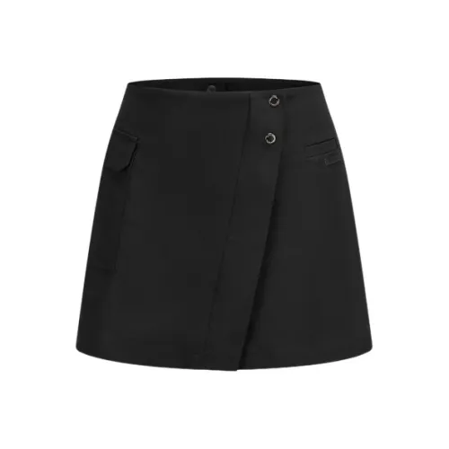 DESCENTE FIELD Collection GOLF SS25 Повседневные шорты Женские