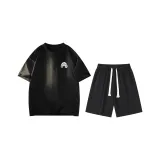 Чёрный топ + чёрные шорты