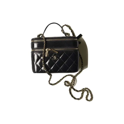 CHANEL Lambskin Portable Crossbody Сумка для макияжа Large Women's Black