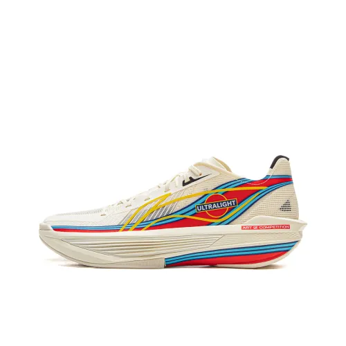 LINING ULTRALIGHT Баскетбольные кроссовки Низкий топ Экрю Мужской