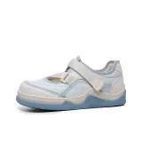 Светло-голубой