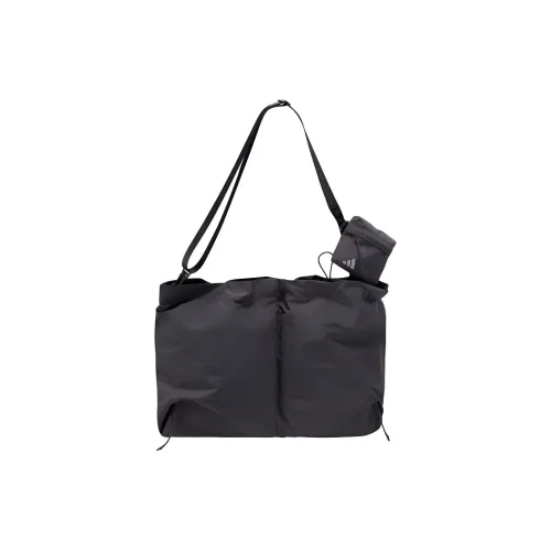 Adidas Переработанный полиэстер Сумка через плечо Унисекс Угольный черный
