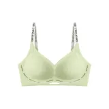 Зеленый цвет винограда