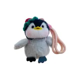 Пингвин в красной соломенной шляпе