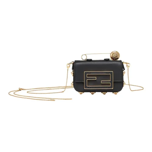 FENDI Сумки через плечо Женские