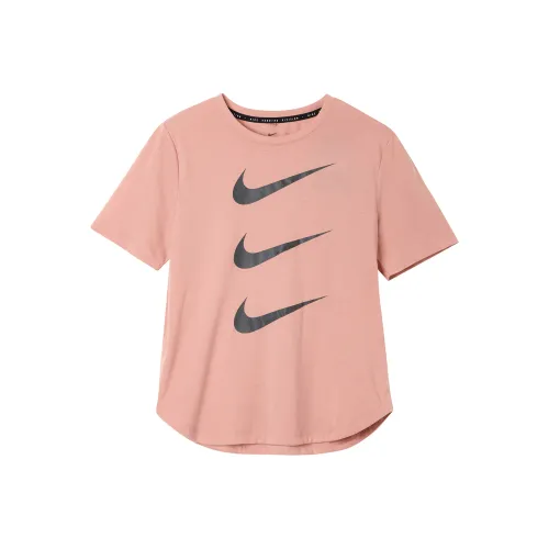 Nike Комплект с короткими рукавами T-рубашка Женская Розовый