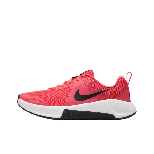 Nike MC Trainer 3 Амортизация Низкий Топ Тренировочные Кроссовки Женские Черные Красные