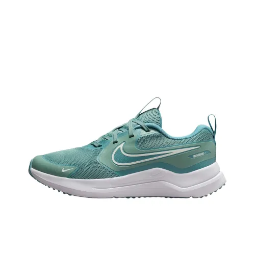 Nike Cosmic Runner Детская беговая обувь Низкий топ Зеленый Белый Школьный возраст