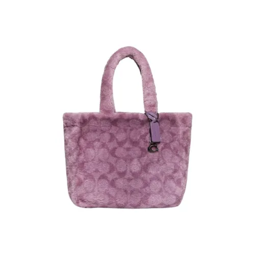 COACH Клатчи Женские