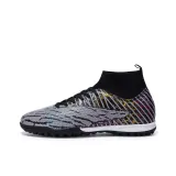 Черные сломанные шипы