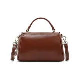 Темно-коричневый