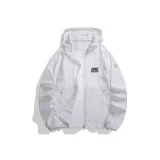 Полностью белый