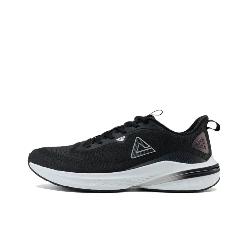 PEAK Беговые кроссовки Low Top Черные Мужские