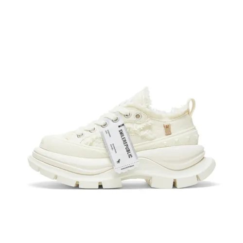 SMILEREPUBLIC SMILE QUEEN Low Top Белые Унисекс