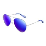 Серебряная оправа, далёкий небесный синий