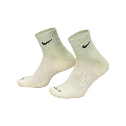 NIKE 2 шт Светло-зеленые Унисекс Носки