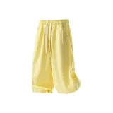 Светло-жёлтый