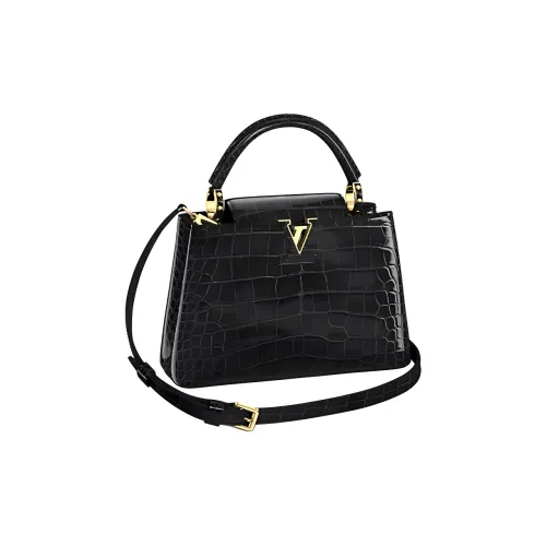 LOUIS VUITTON Capucines Женские Черный