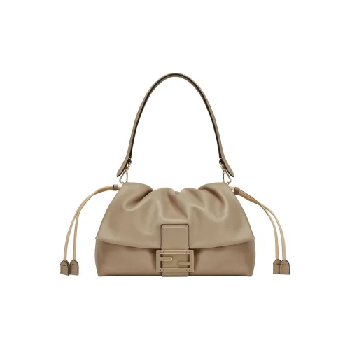 FENDI Mamma Baguette LargeСумка Из Кожи Наппа Серо-коричневого Цвета