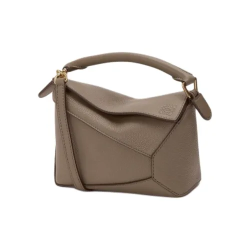 LOEWE Пазл С рельефом Телячья кожа Через плечо Одно плечо Сумка Мини Женские Тауповый