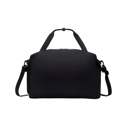 DESCENTE Нет Емкость Туристические сумки Саржа Материал Ткань Черный Унисекс