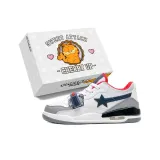 Белый, серый, красный